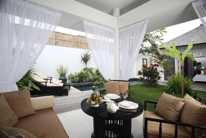 Avani Seminyak Bali Resort Exterior foto
